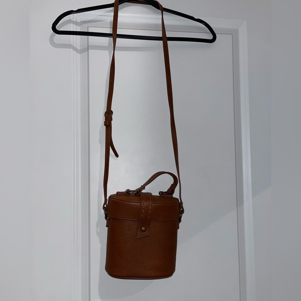 Universal Thread Tan Mini Bag - Picture 4 of 4